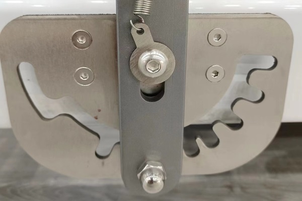 Multi-position footbar adjustment