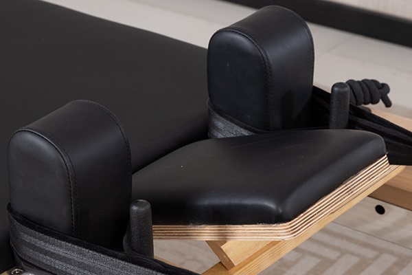 Fine PU leather surface