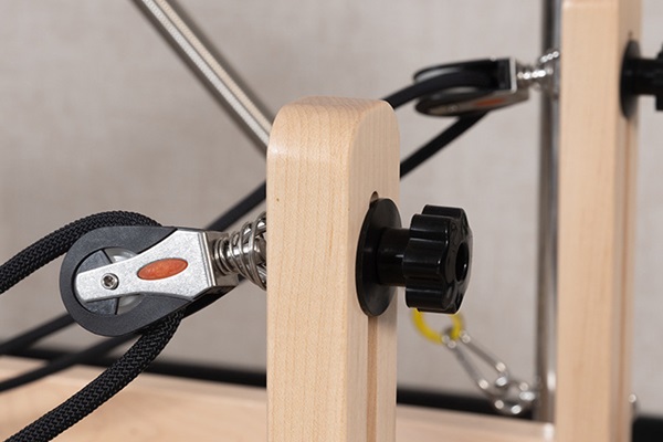 Professional-grade adjustable pulley system