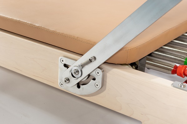 The multi-position footbar adjustment